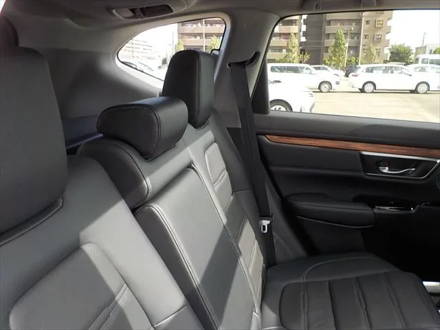 Honda CR-V EX Masterpiece 2020 (Hybrid, Auction Grade 4) – Black (NH821M) | 35,794 km | Dhaka | STK-260855