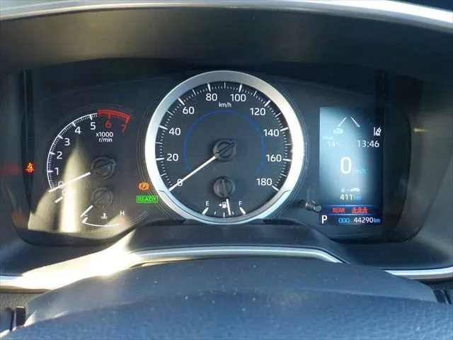 Toyota Corolla Cross G 2022 (Hybrid, Auction Grade 4.5) – Blue (8W7) | 44,287 km | Dhaka | STK-260860