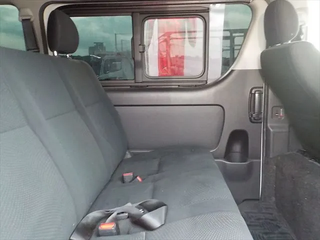 Toyota Hiace Super GL 2020 (Non Hybrid, Auction Grade 3) – Pearl | 110,000 km | Showroom | STK-260667