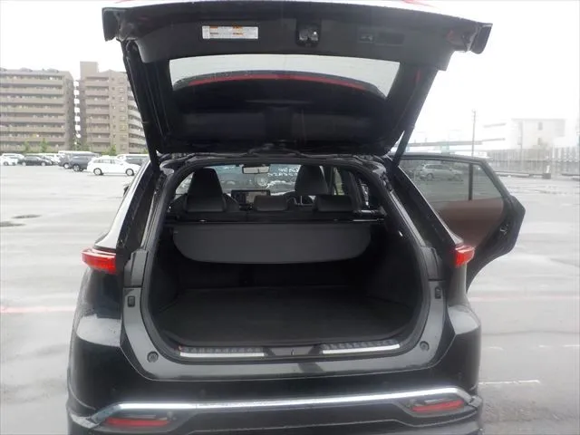 Toyota Harrier Z Leather 2020 (Petrol, Auction Grade 4.5) – Black (219) | 46,500 km | Dhaka | STK-260901