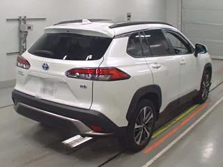 Toyota Corolla Cross G 2021 (Hybrid, Auction Grade 5) – Pearl | 4,433 km | ECB Showroom | STK-260080