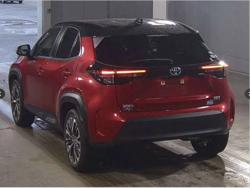 Toyota YARIS CROSS Z 2021 (Hybrid, Auction Grade 4.5) – Red Two-Tone | 24,000 km | STK-260674