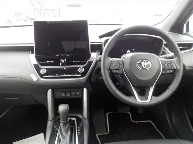 Toyota Corolla Cross Z 2024 (Hybrid, Auction Grade 4.5) – Pearl | 5,610 km | Upcoming | STK-260884