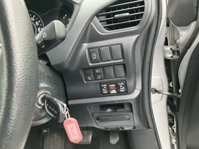 Toyota Noah XL 2020 (Non Hybrid, Auction Grade RA) – Silver | 57,358 km | Dhaka | STK-260609