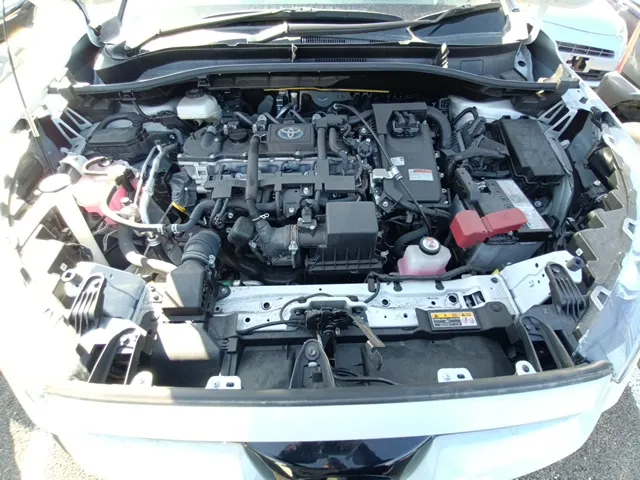 Toyota Corolla Cross Z Pkg 2023 (Hybrid, Auction Grade 4.5) – Pearl | 25,601 km | Dhaka Ready | STK-260338