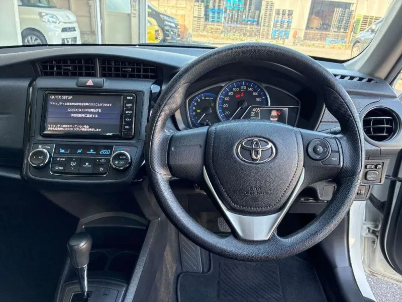 Toyota Axio EX 2021 (Hybrid, Auction Grade 4) – White | 114,000 km | Upcoming | STK-260499