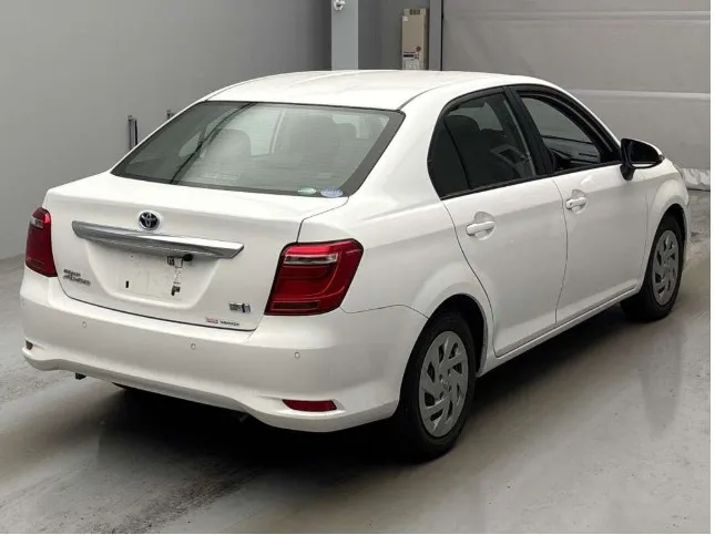 Toyota Axio EX 2021 (Hybrid, Auction Grade 4) – White | 56,423 km | STK-260429