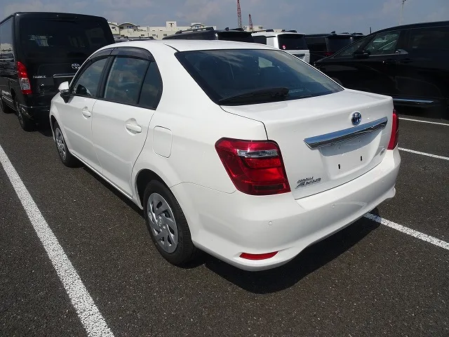 Toyota Axio EX 2022 (Hybrid, Auction Grade 4.5) – White | 18,989 km | Incoming | STK-260484