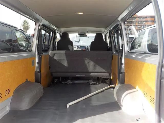 Toyota Hiace GL 2020 (Non Hybrid, Auction Grade R-REAR) – Silver | 59,192 km | Dhaka | STK-260906