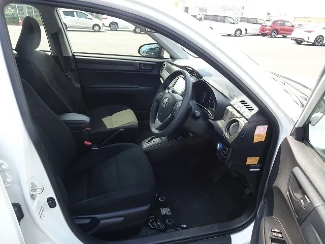 Toyota Axio EX 2022 (Hybrid, Auction Grade 4.5) – White | 18,989 km | Incoming | STK-260484