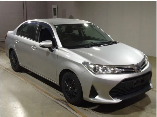 Toyota Axio EX 2021 (Hybrid, Auction Grade 4) – Silver | 77,748 km | STK-260384