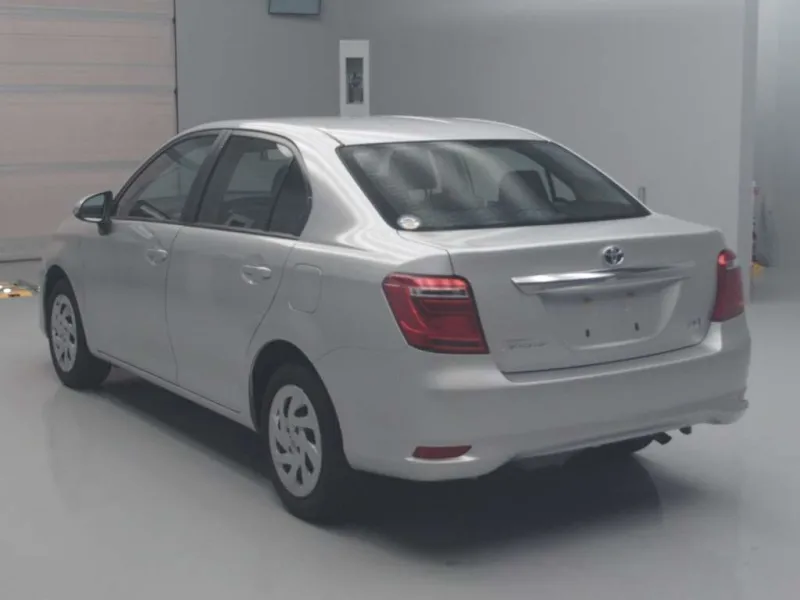 Toyota Axio EX 2021 (Hybrid, Auction Grade 4) – Silver | 48,000 km | Upcoming | STK-260496