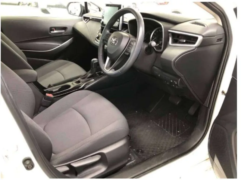 Toyota Corolla S 2021 (Hybrid, Auction Grade 3) – Pearl | 29,095 km | Dhaka | STK-260459