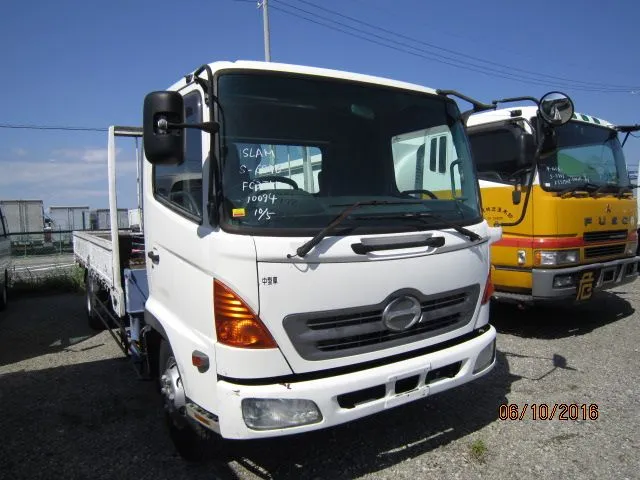 Hino Ranger Crane Truck Ranger Hydraulic Crane Truck 2002 (Diesel) – White | Shampur | STK-260914
