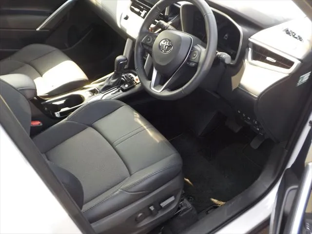 Toyota Corolla Cross G 2023 (Hybrid, Auction Grade 5) – Black | 22,477 km | ECB Showroom | STK-260033