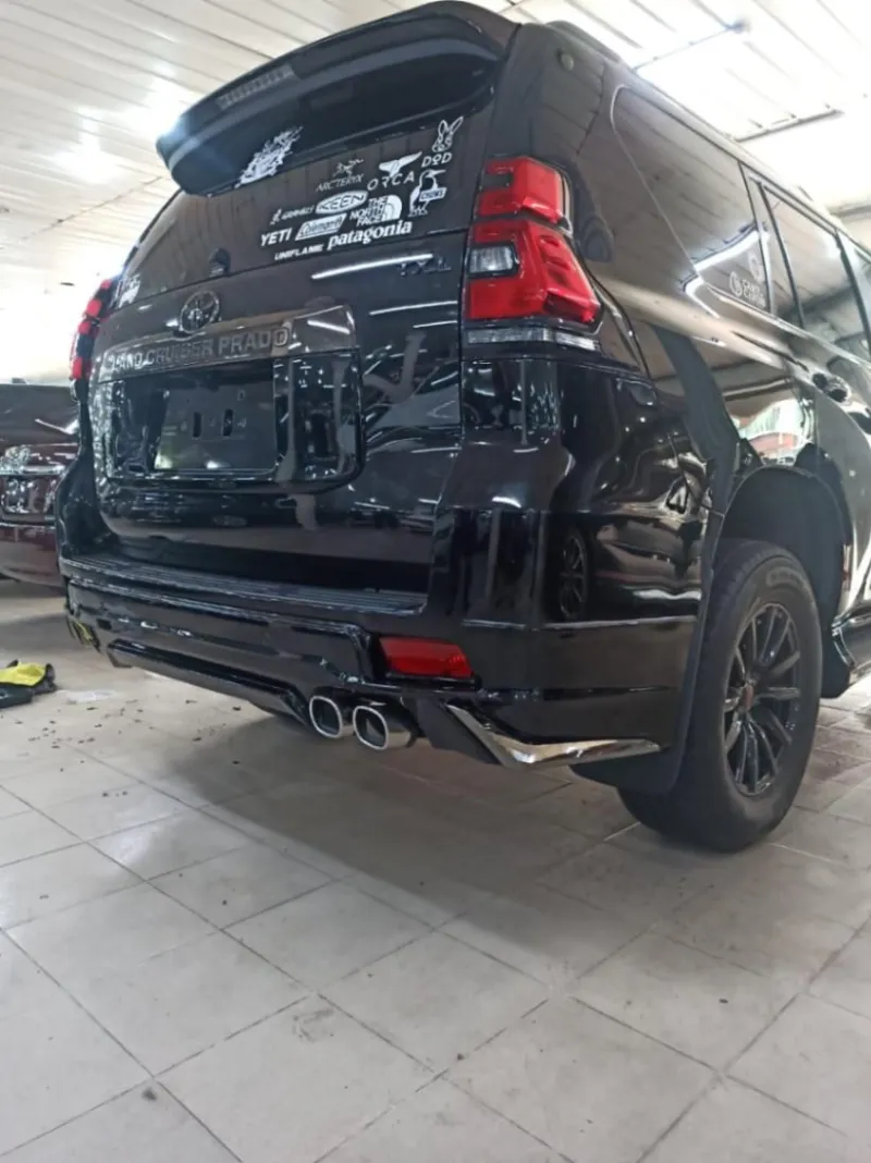 Toyota LAND CRUISER PRADO TX Limited 2020 (Non Hybrid, Auction Grade 4.5) – Attitude Black | 26,000 km | Dhaka | STK-260652