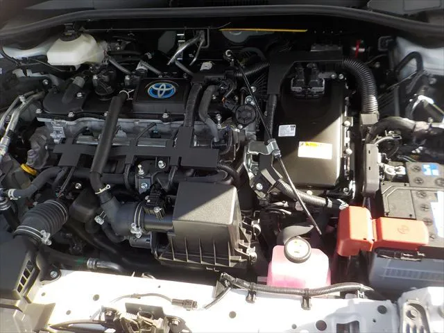 Toyota Corolla Cross Z 2022 (Hybrid, Auction Grade 5) – Pearl | 32,493 km | Upcoming | STK-260872