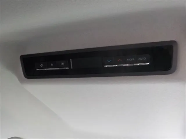 Toyota Noah G 2023 (Hybrid, Auction Grade 4.5) – Golden (4X1) | 87,291 km | Upcoming | STK-260819