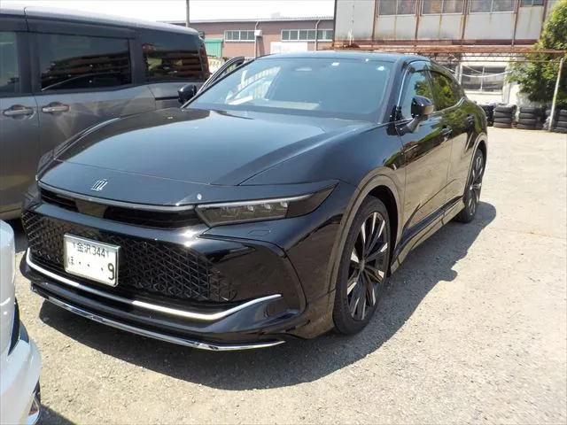 Toyota Crown Crossover RS Advanced 2022 (Hybrid, Auction Grade 4.5) – Black | 23,819 km | Dhaka | STK-260894
