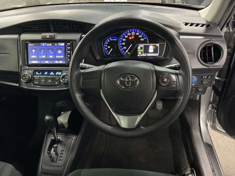 Toyota Axio EX 2021 (Hybrid, Auction Grade 4) – Silver | 31,700 km | Upcoming | STK-260507