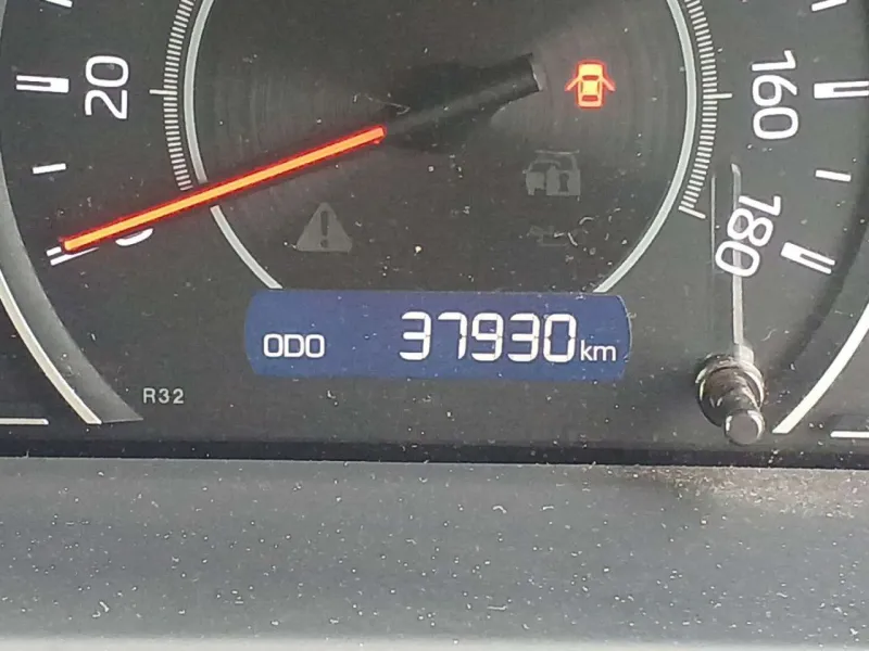 Toyota Noah Si WXB III 2021 (Petrol, Auction Grade 4.5) – Pearl | 38,000 km | Upcoming | STK-260973