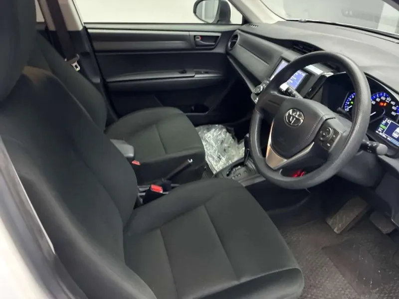 Toyota Axio EX 2021 (Hybrid, Auction Grade 4) – White | 46,800 km | Upcoming | STK-260502