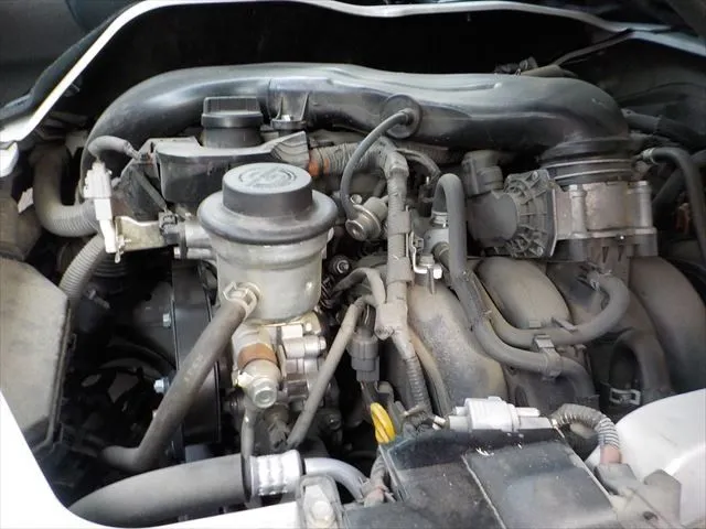 Toyota Hiace Super GL 2020 (Non Hybrid, Auction Grade 3) – Pearl | 110,000 km | Showroom | STK-260667