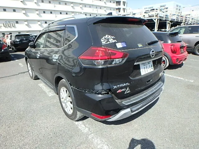 Nissan X-Trail  2018 (Hybrid, Auction Grade R) – Black | 32,000 km | Dhaka | STK-260604