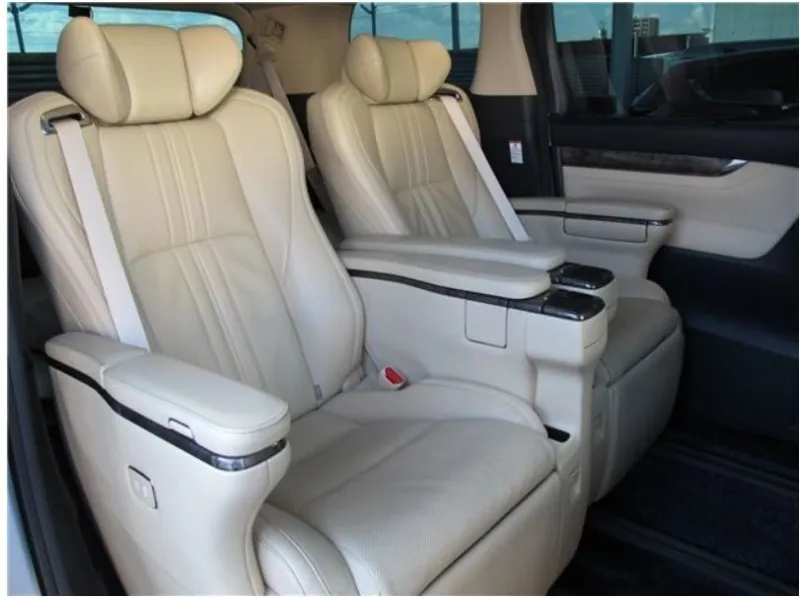 Toyota Alphard Executive Lounge 2021 (Hybrid, Auction Grade 4) –  | 91,217 km | STK-260035