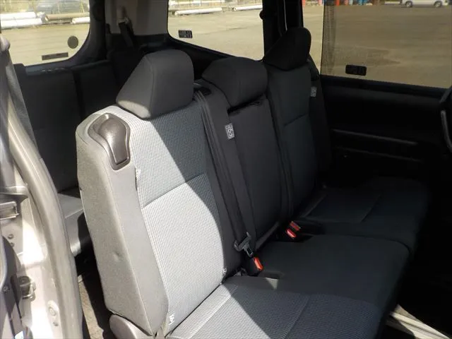 Toyota Noah X 2022 (Non Hybrid, Auction Grade 4) – Gray (1K0) | 79,873 km | Upcoming | STK-260831