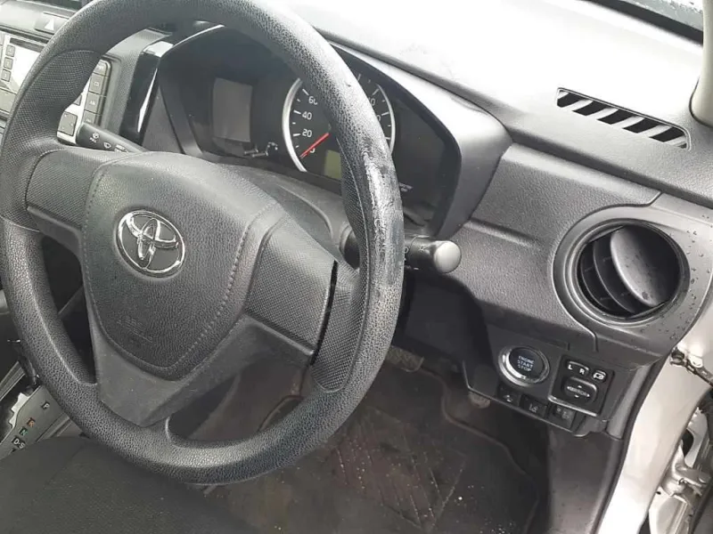 Toyota Axio EX 2021 (Non Hybrid, Auction Grade 4) – Silver | 26,000 km | Upcoming | STK-260637