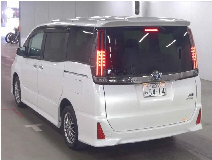 Toyota Noah Si WXB III 2020 (Hybrid, Auction Grade 4.5) – Pearl | 78,500 km | Upcoming | STK-260535