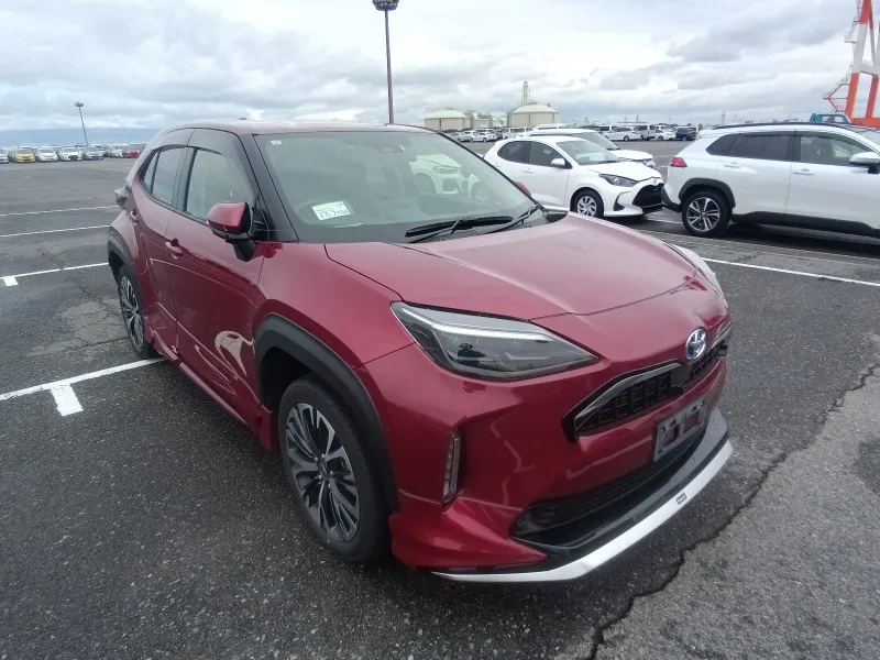 Toyota YARIS CROSS Z 2021 (Hybrid, Auction Grade 4.5) – Red | 25,000 km | Dhaka | STK-260594
