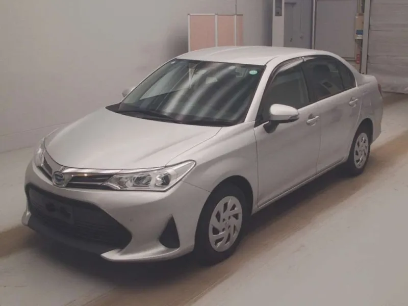 Toyota Axio EX 2021 (Hybrid, Auction Grade 4) – Silver | 48,000 km | Port | STK-260414