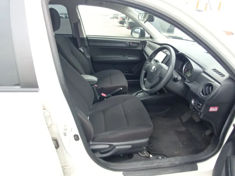 Toyota Axio EX 2021 (Non Hybrid, Auction Grade 4) – White | 35,400 km | Upcoming | STK-260526