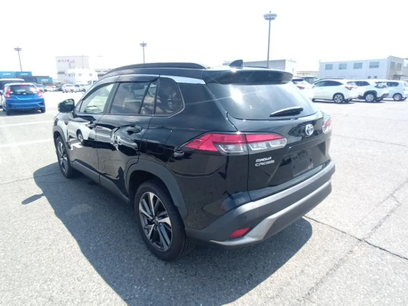Toyota Corolla Cross Z 2021 (Hybrid, Auction Grade 4.5) – Black | 29,000 km | STK-260671