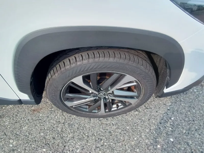 Toyota Corolla Cross Z 2022 (Hybrid, Auction Grade R) – Pearl | 64,000 km | Dhaka | STK-250330
