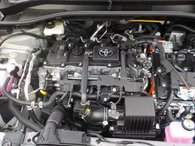 Toyota Corolla Cross Z 2024 (Hybrid, Auction Grade 5) – Nardo Gray | 11,000 km | Showroom | STK-260656