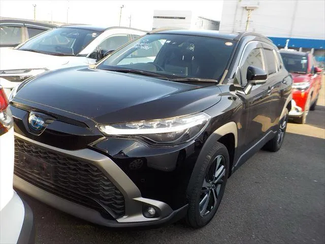 Toyota Corolla Cross G 2022 (Hybrid, Auction Grade 4.5) – Black | 46,915 km | ECB Showroom | STK-260013