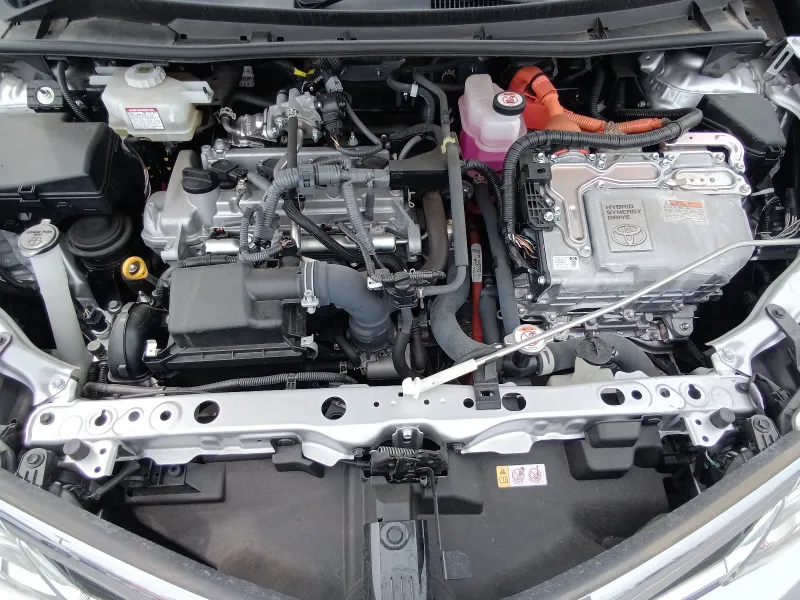 Toyota Axio EX 2021 (Hybrid, Auction Grade 4) – Silver | 31,700 km | Upcoming | STK-260507