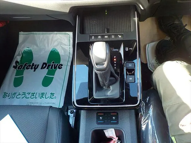 Toyota Corolla Cross Z 2025 (Hybrid, Auction Grade S) – Massive Grey | Dhaka | STK-260630