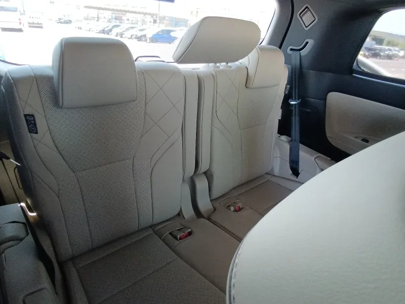 Toyota Alphard Executive Lounge 2026 (Hybrid, Auction Grade 6) – Black | July | STK-260586