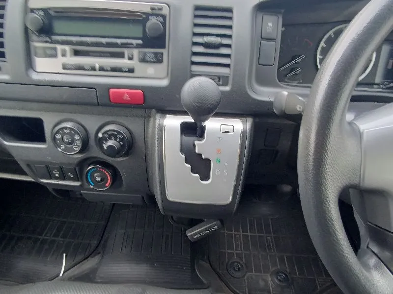 Toyota Hiace 4D Dual AC 2021 (Non Hybrid, Auction Grade 4) – Silver | 108,210 km | Upcoming | STK-260628