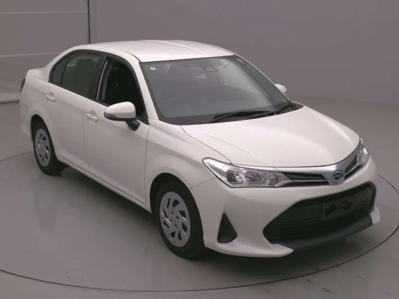 Toyota Axio EX 2021 (Hybrid, Auction Grade 4) – White | 40,000 km | Port | STK-260495