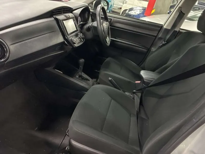 Toyota Axio EX 2021 (Hybrid, Auction Grade 4) – Silver | 31,700 km | Upcoming | STK-260507