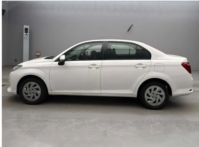 Toyota Axio EX 2021 (Hybrid, Auction Grade 4) – White | 56,423 km | STK-260429