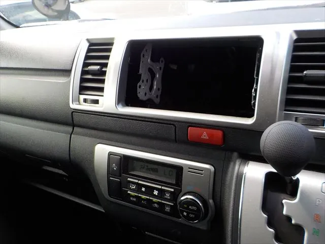 Toyota Hiace DX 2021 (Non Hybrid, Auction Grade 3) – Black | 84,443 km | Chittagong Port | STK-250187