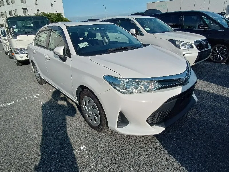 Toyota Axio EX 2021 (Non Hybrid, Auction Grade 3.5) – White | 104,230 km | Upcoming | STK-260621