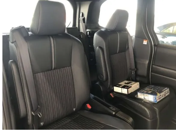 Toyota Noah G 2025 (Non Hybrid, Auction Grade 4.5) – Pearl | 12 km | Pragati Sarani Showroom | STK-250208