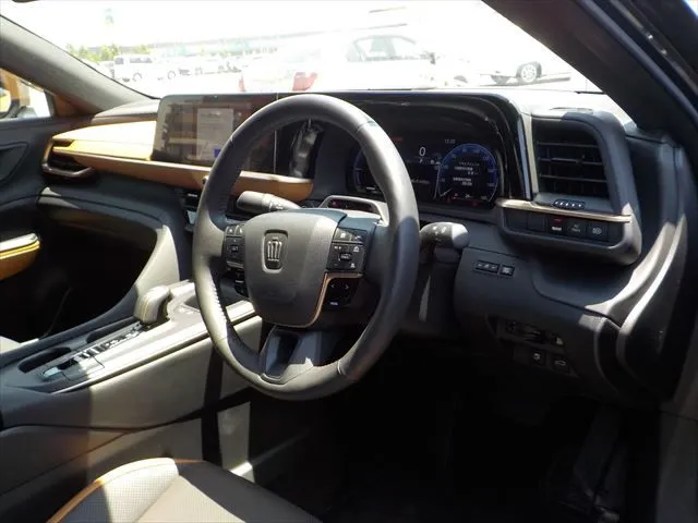 Toyota Crown Crossover RS Advanced 2022 (Hybrid, Auction Grade 4.5) – Black | 23,819 km | Dhaka | STK-260894